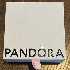 NEW never worn Pandora bracelet with a star.